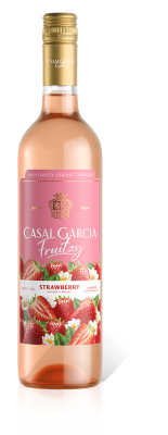 Casal Garcia Fruitzy Strawberry